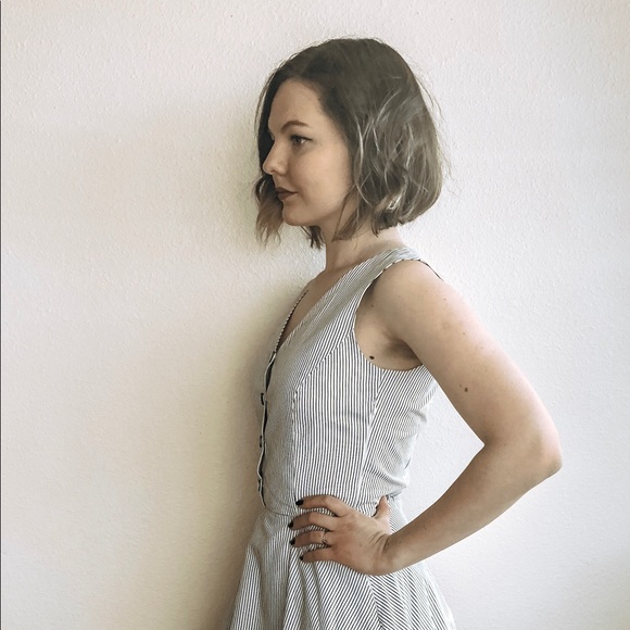 Striped dress - Picture 2 of 7